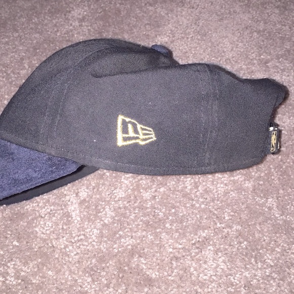 New era Rockets hat - Picture 3 of 5
